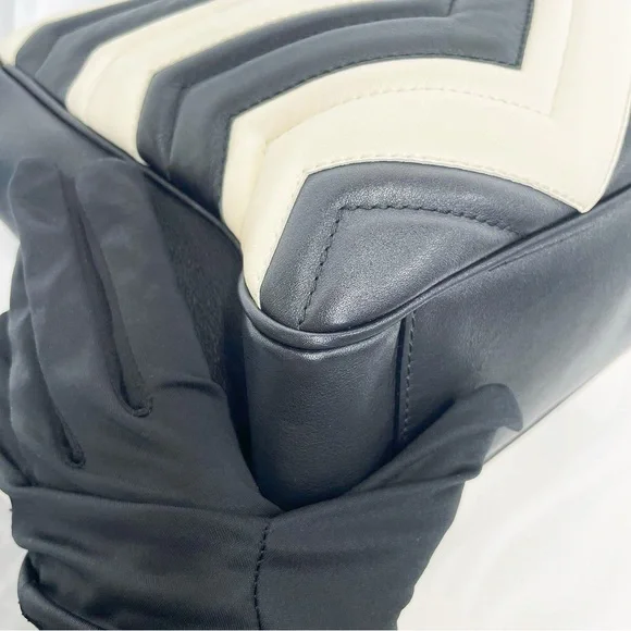 Gucci Black and White Chevron Quilted Leather Shoulder Bag - Picture 10 of 14